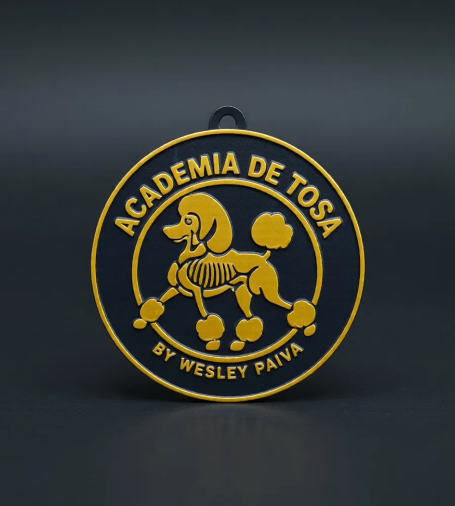 Chaveiro NFC redondo preto e dourado da Academia de Tosa by Wesley Paiva, produzido pela Vinne Store